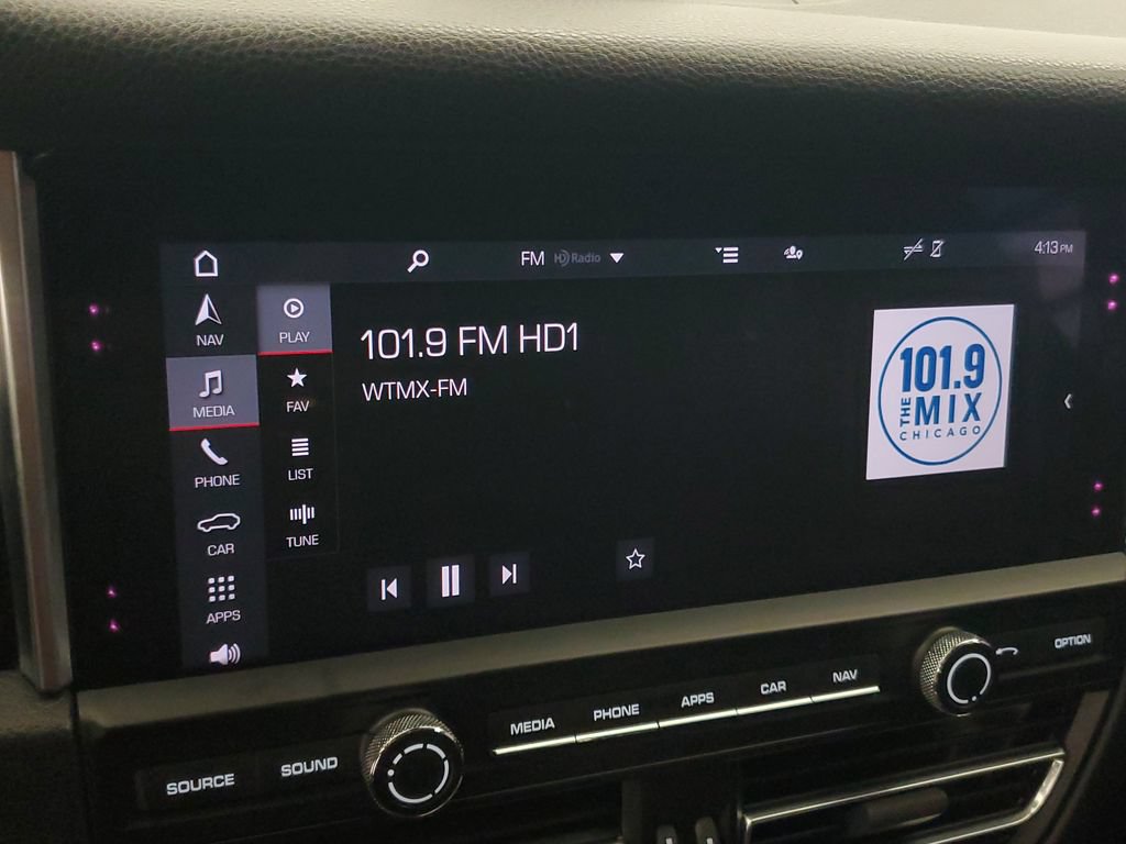Used 2020 Porsche Macan AWD/4WD image 18