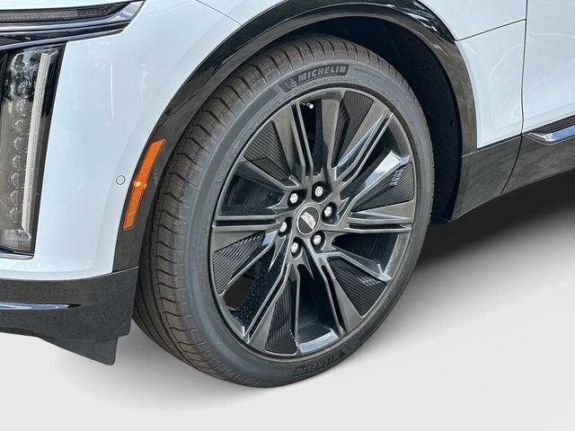 New 2026 Cadillac Lyriq Signature Sport w/ Nappa Leather Package AWD/4WD image 17