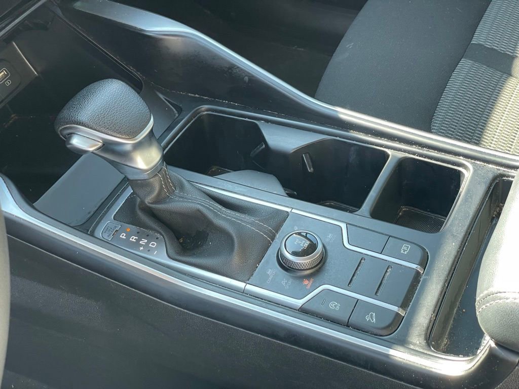 Used 2023 Kia Sorento LX image 22