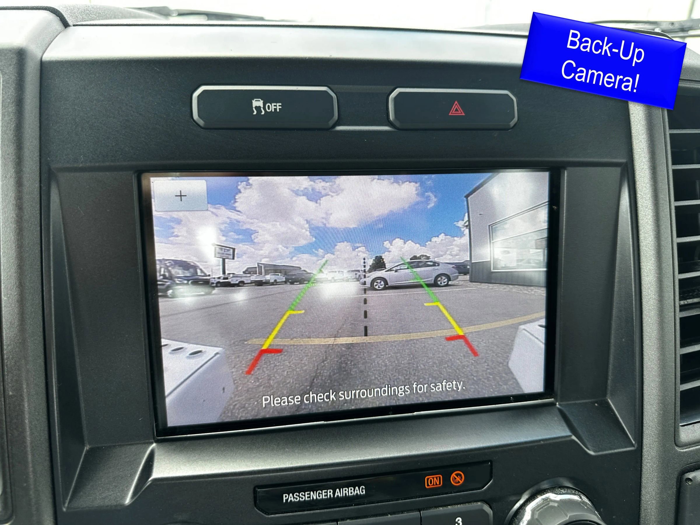 Used 2022 Ford F250 XL w/ Power Equipment Group image 3