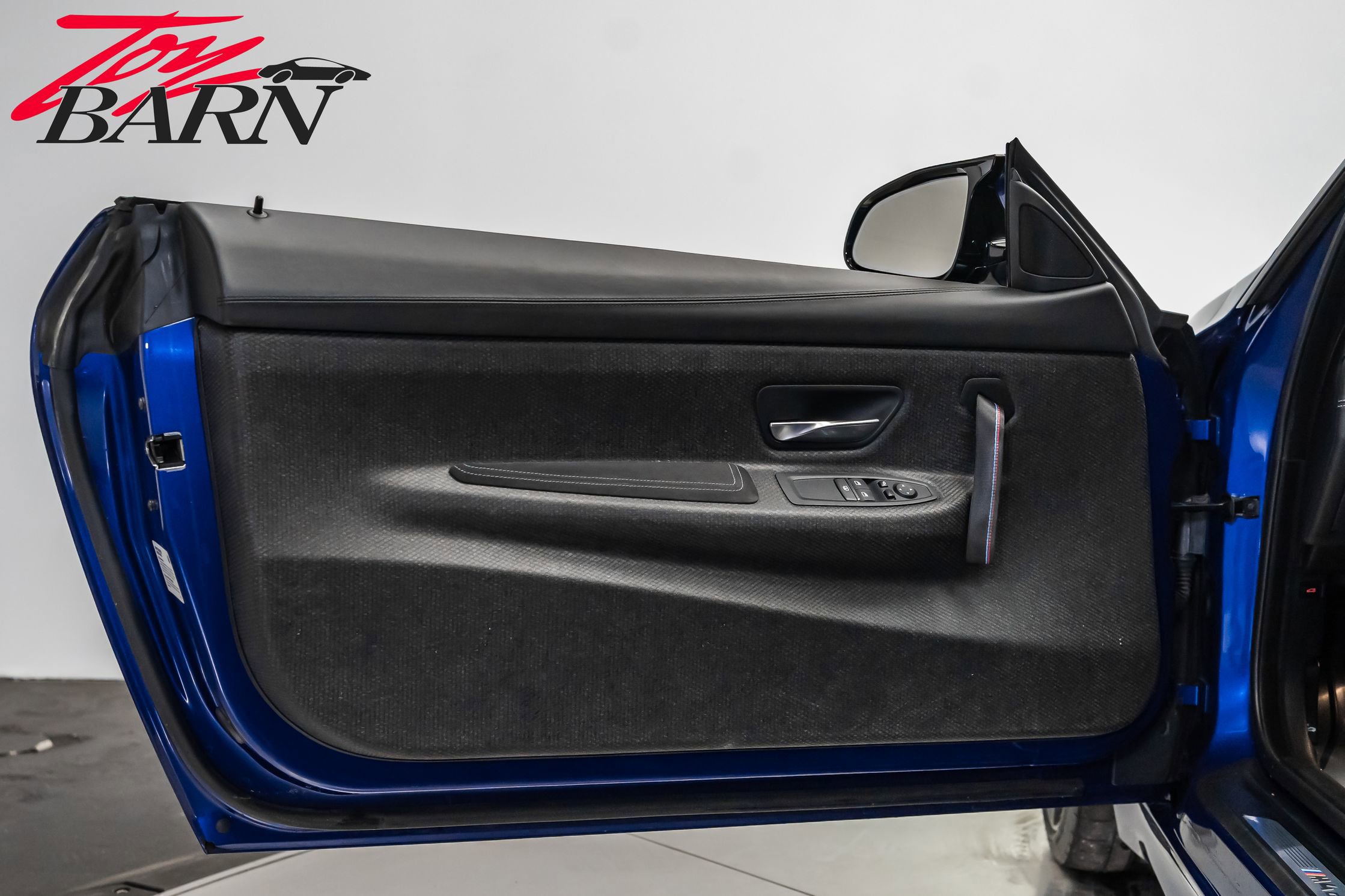 Used 2019 BMW M4 CS w/ Executive Package image 22