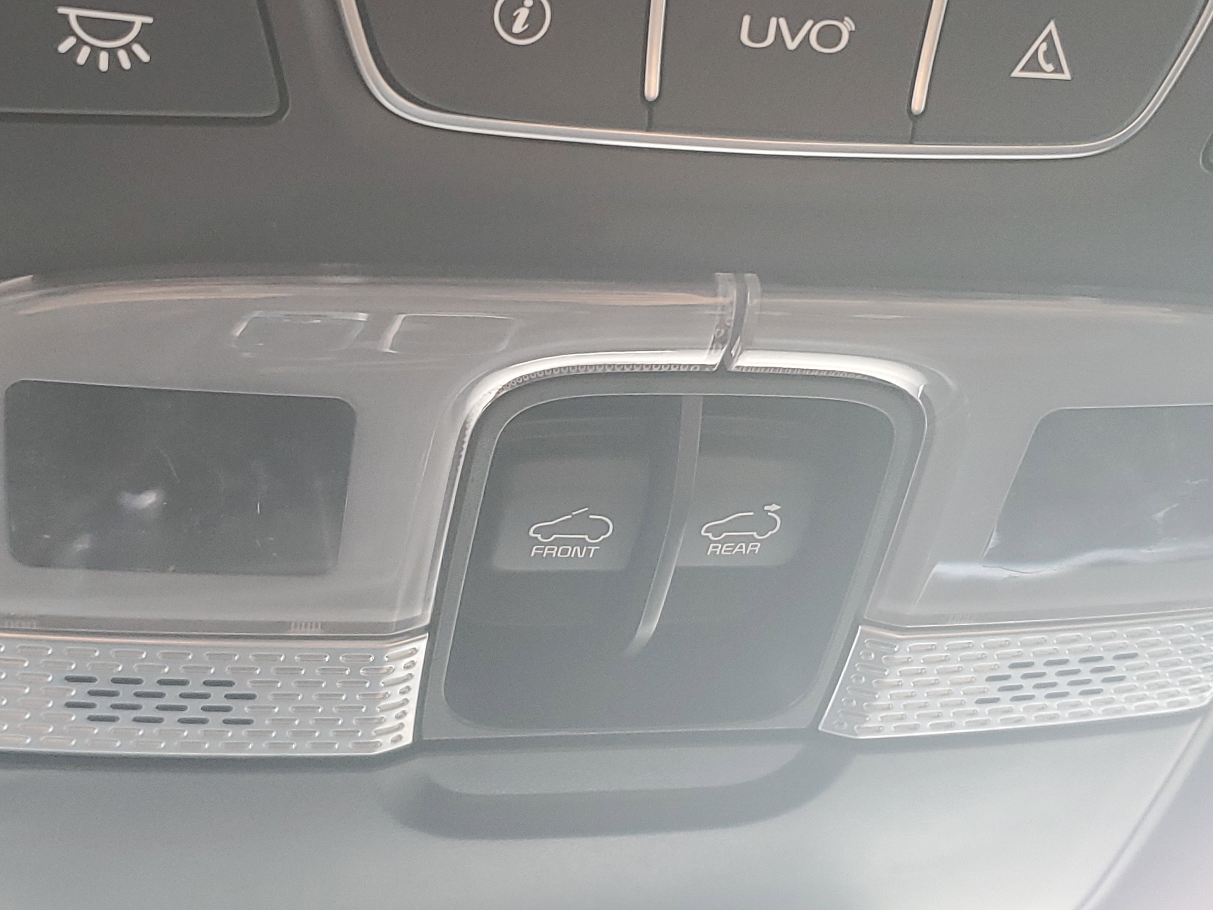 Used 2021 Kia Telluride SX w/ SX Prestige Package image 24