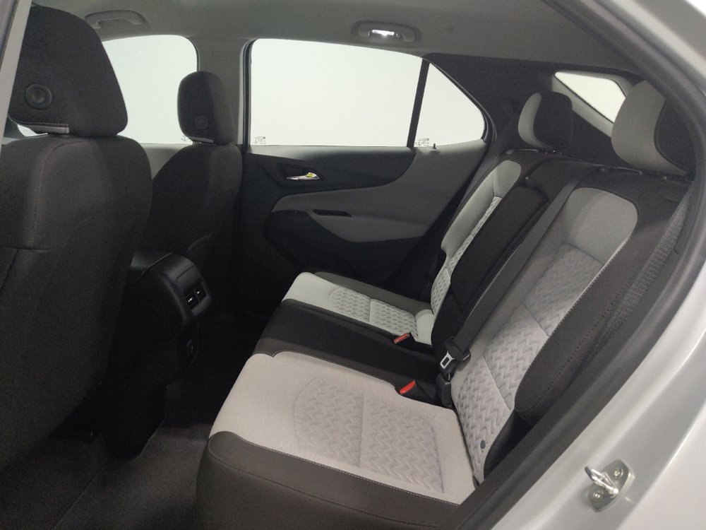 Used 2022 Chevrolet Equinox LS w/ LPO, Floor Liner Package AWD/4WD image 18