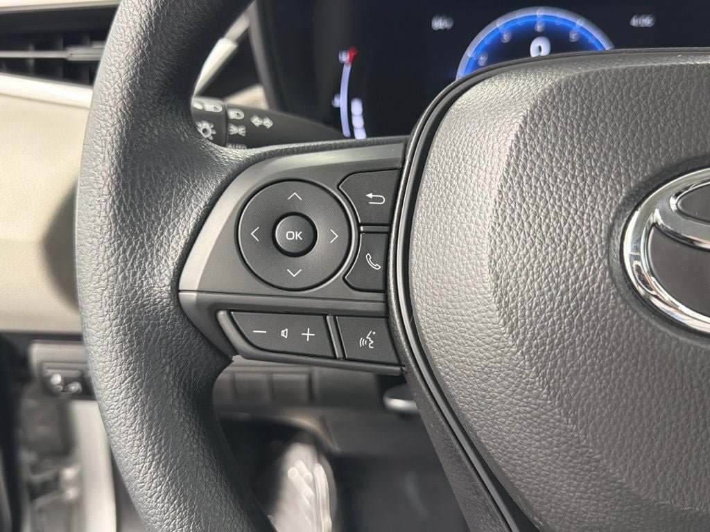 Certified 2026 Toyota Corolla LE FWD image 25