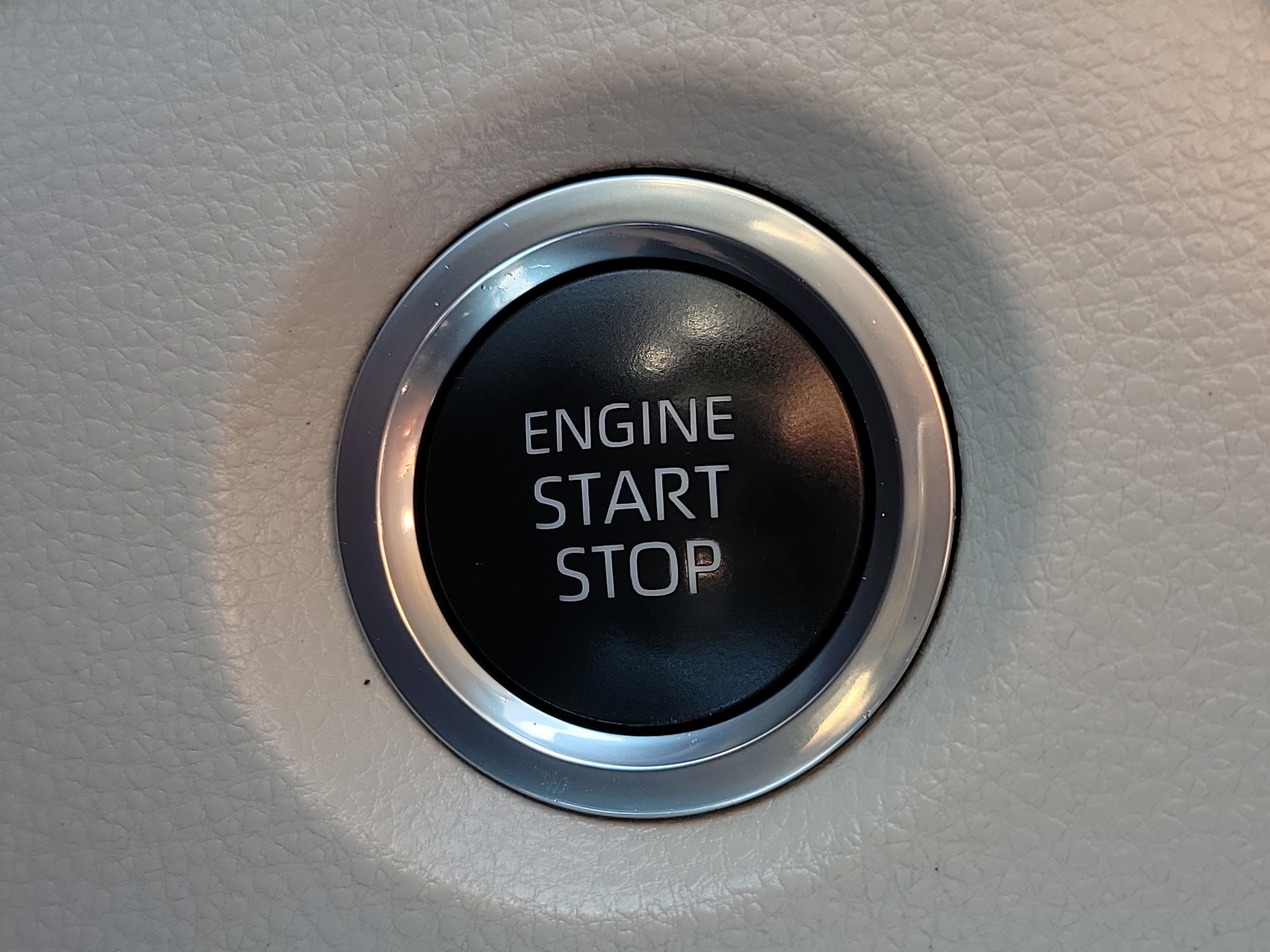 Used 2022 Toyota Corolla LE w/ LE Convenience Package FWD image 27