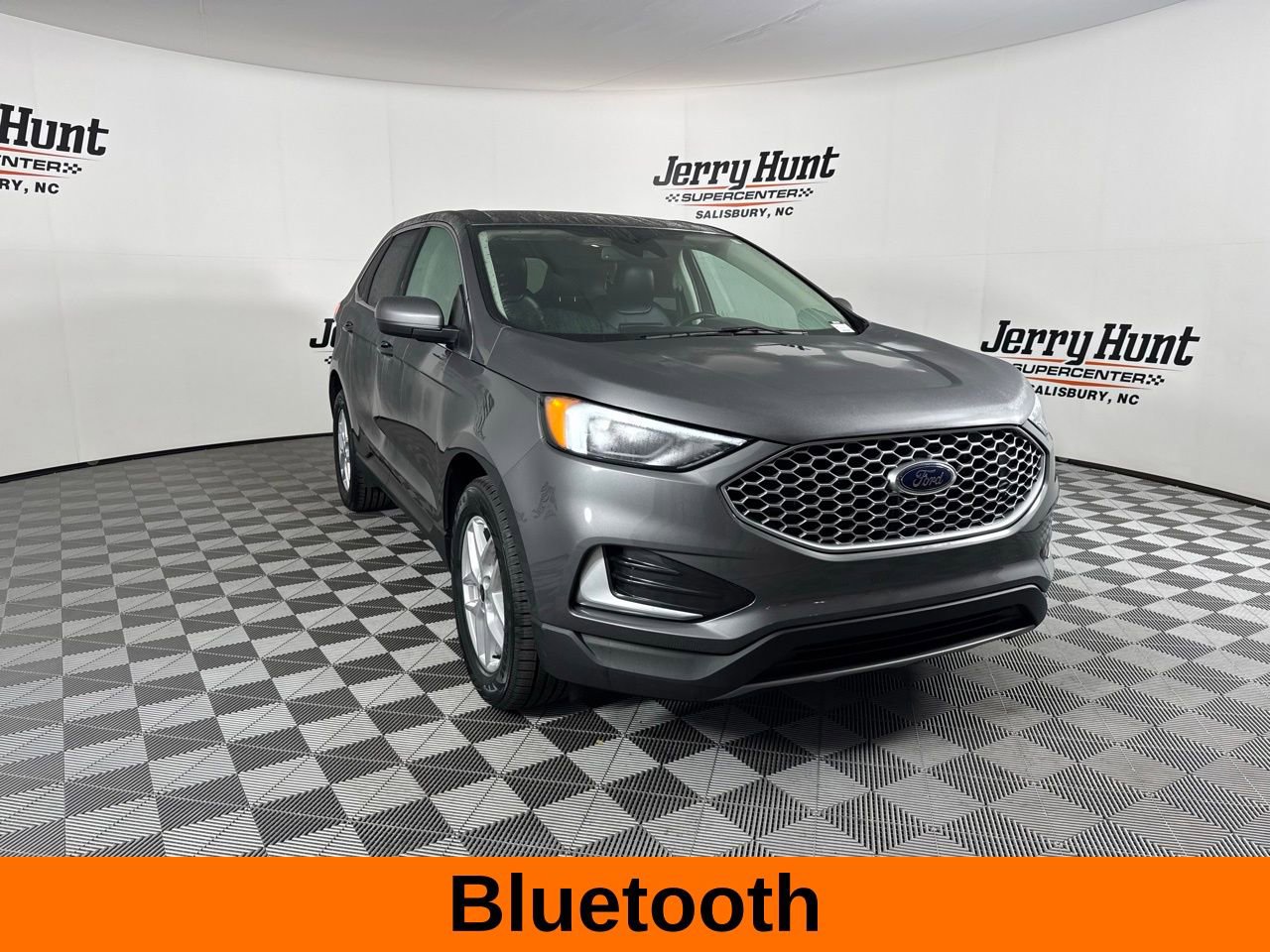 Used 2024 Ford Edge SEL image 6