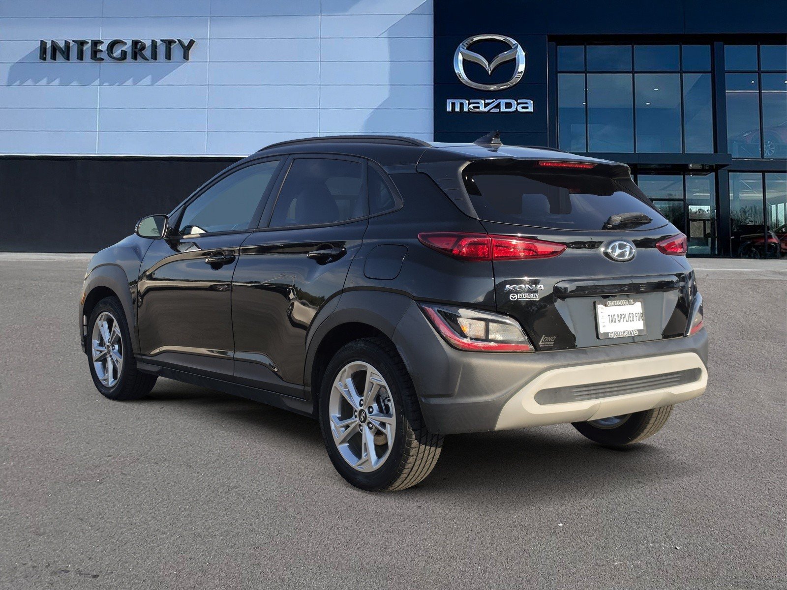 Used 2022 Hyundai Kona SEL w/ Convenience Package FWD image 4