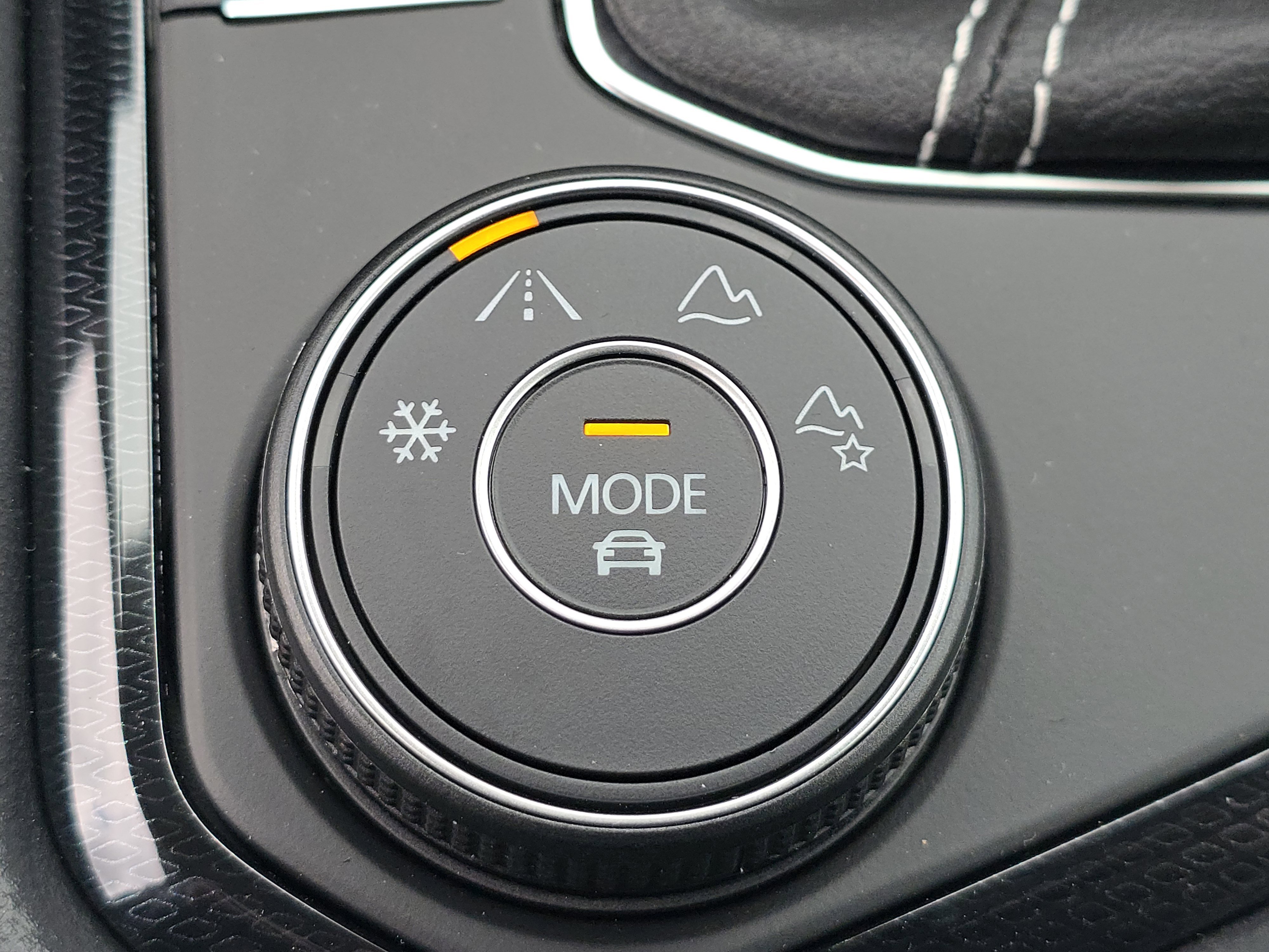 New 2026 Volkswagen Taos SE AWD/4WD image 26