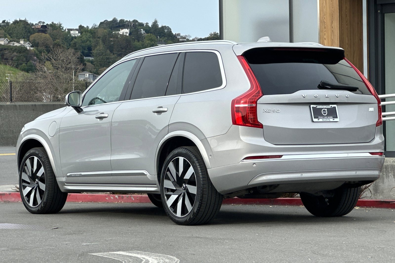 Certified 2023 Volvo XC90 T8 Ultimate image 7