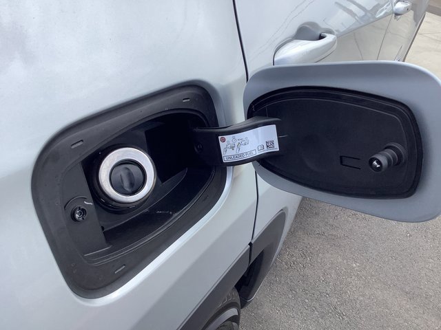 New 2026 Jeep Compass Limited image 31