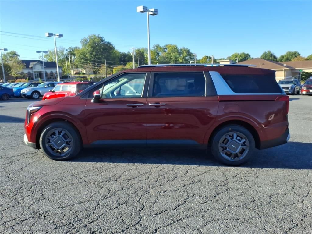 New 2026 Kia Carnival EX image 7