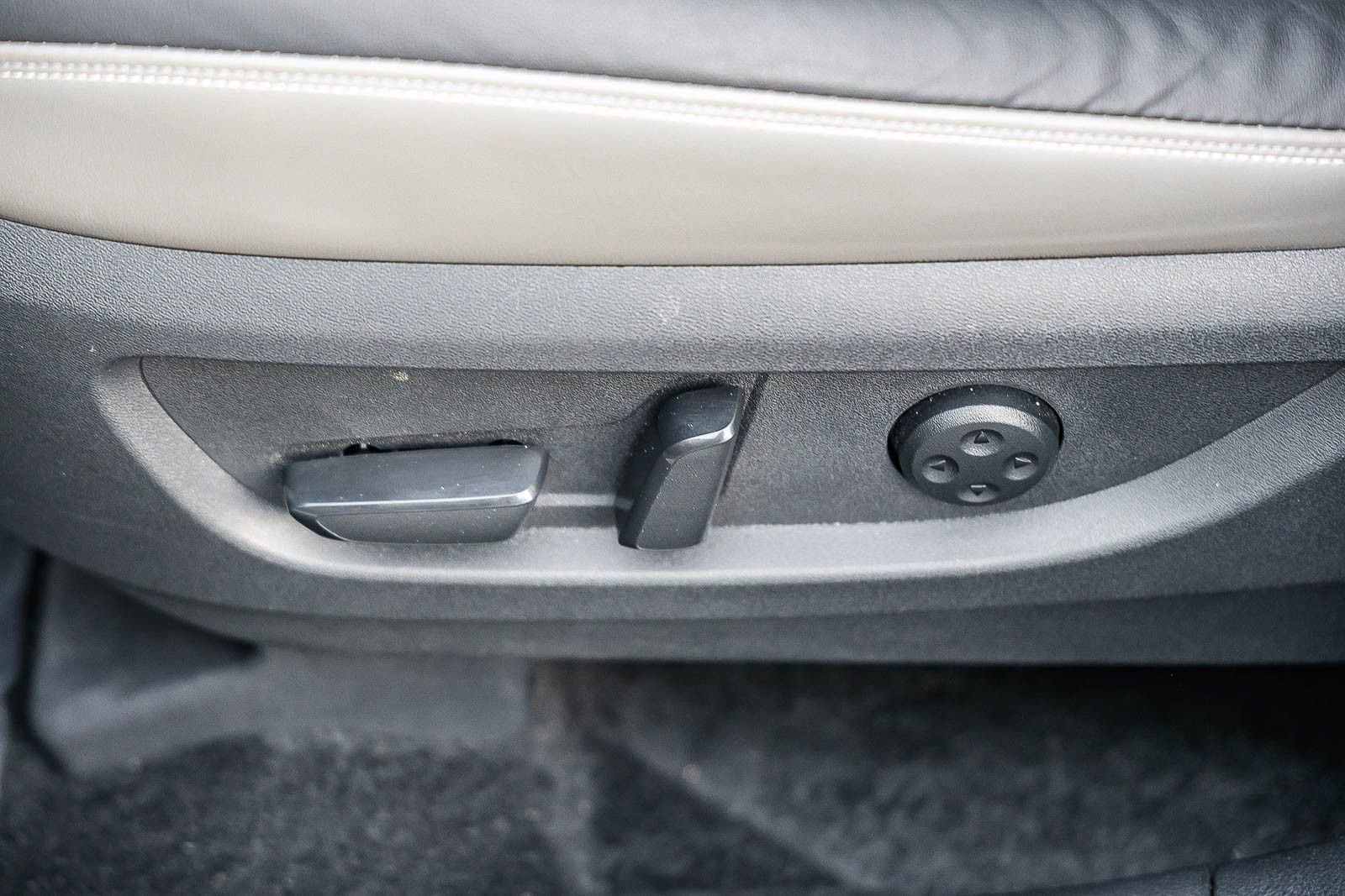 Used 2023 INFINITI QX50 Sensory image 22