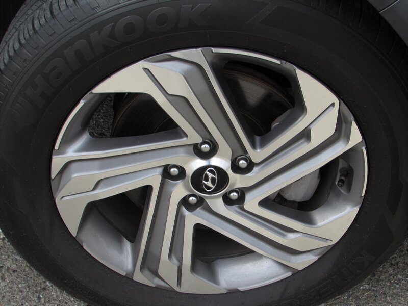 Used 2023 Hyundai Santa Fe SEL AWD/4WD image 35