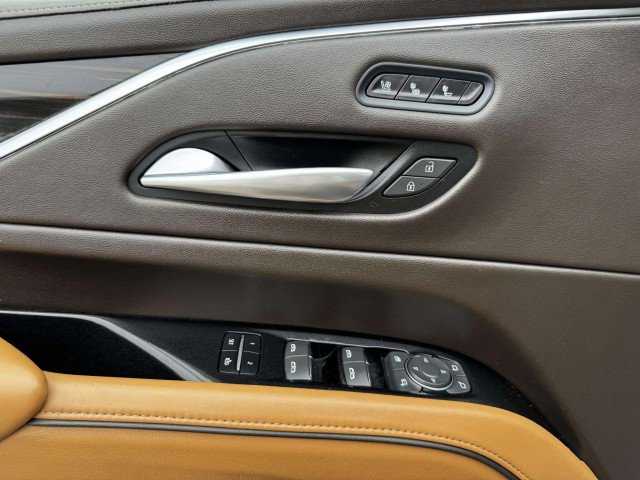 Used 2021 Cadillac Escalade Premium Luxury image 19