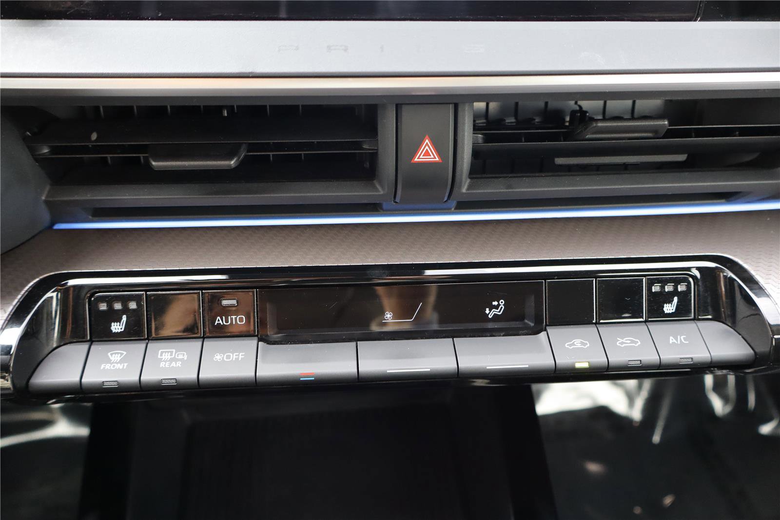 Used 2023 Toyota Prius XLE image 24