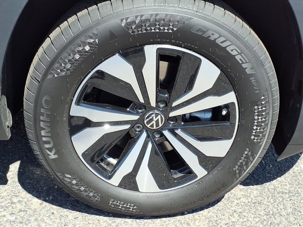 New 2026 Volkswagen Atlas SE image 9