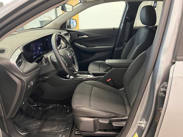 Used 2025 Buick Encore GX Preferred AWD/4WD image 15
