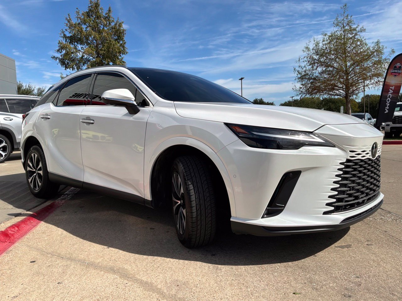 Used 2025 Lexus RX 350 Premium Plus w/ Convenience Package AWD/4WD image 4