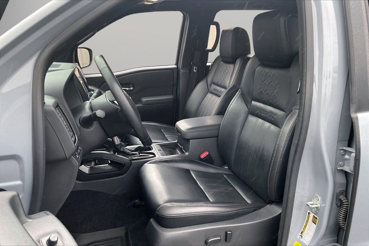 Used 2022 Nissan Frontier PRO-4X w/ Pro-4X Premium Package image 22