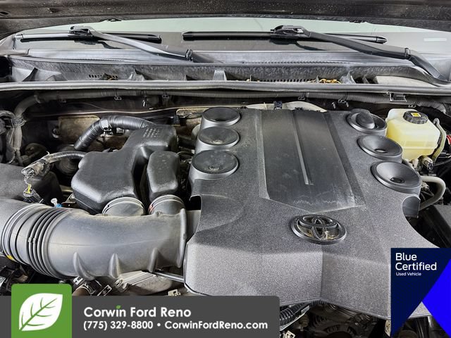Used 2021 Toyota 4Runner SR5 AWD/4WD image 32