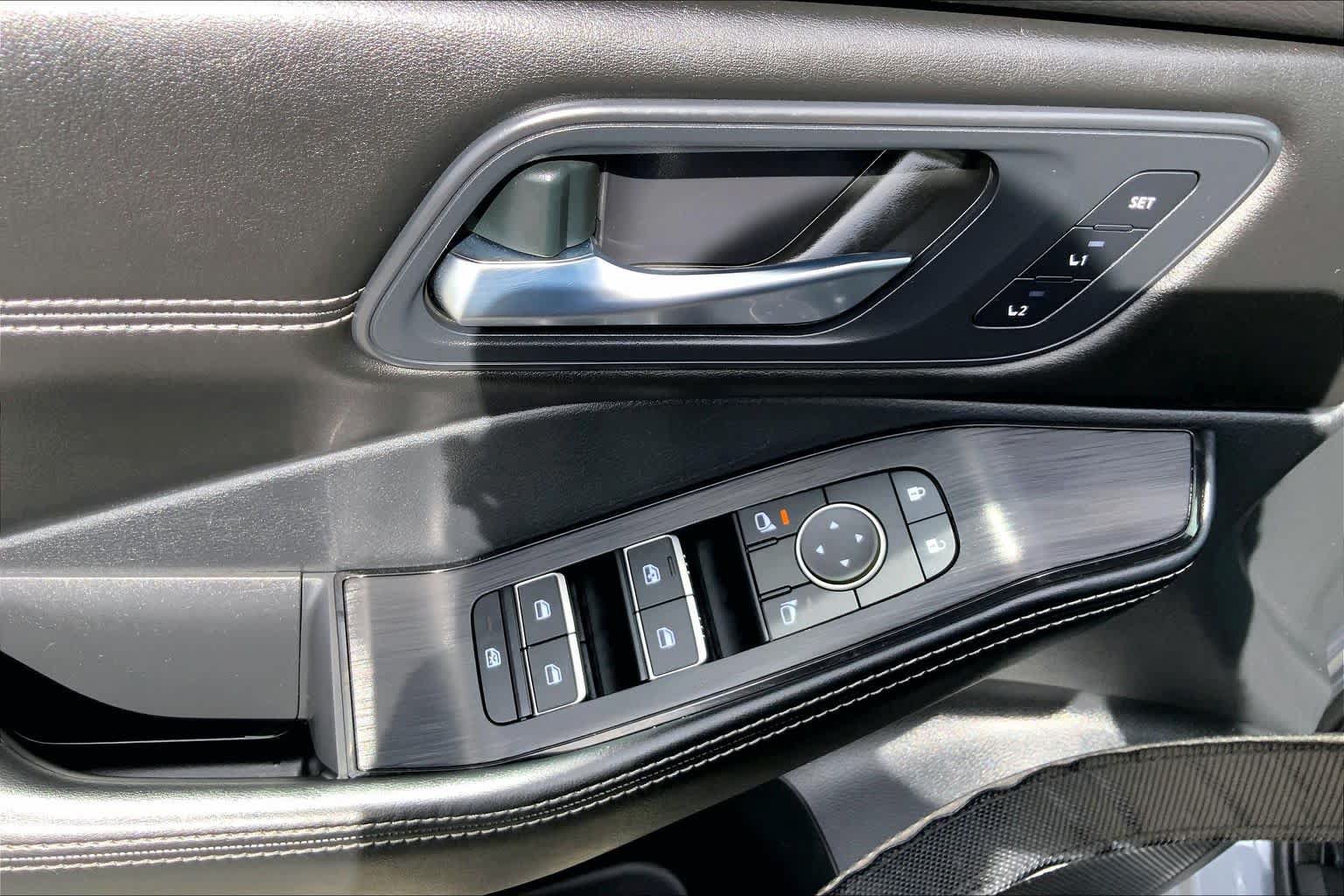 Used 2024 Nissan Rogue SL w/ SL Premium Package AWD/4WD image 34