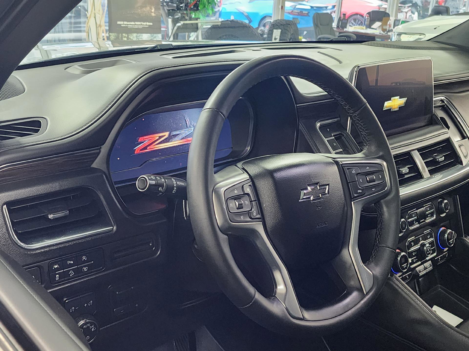 Used 2024 Chevrolet Tahoe Z71 w/ Z71 Off-Road Package image 7