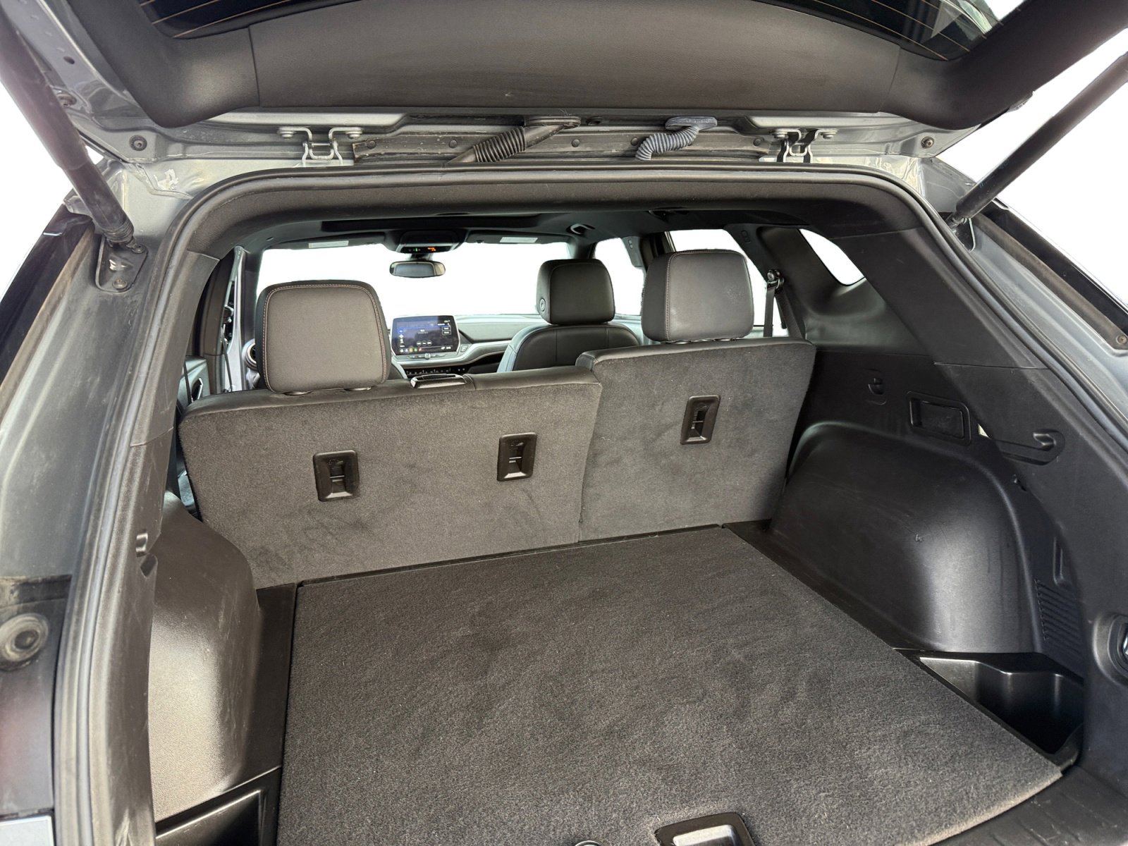 Used 2023 Chevrolet Blazer Premier w/ Enhanced Convenience Package image 12