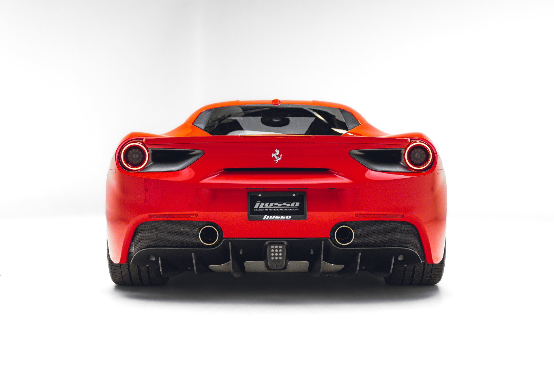 Used 2017 Ferrari 488 GTB RWD image 7