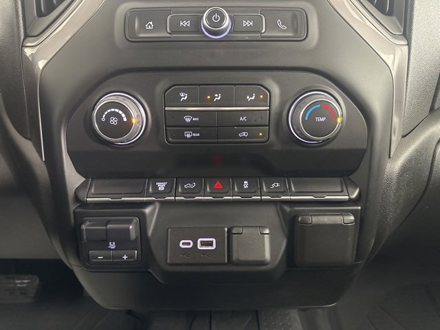 Used 2022 Chevrolet Silverado 2500 Custom w/ Custom Value Package image 11