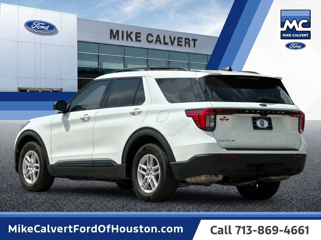 Used 2026 Ford Explorer Active RWD image 3