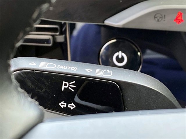 Used 2024 Porsche Taycan image 23