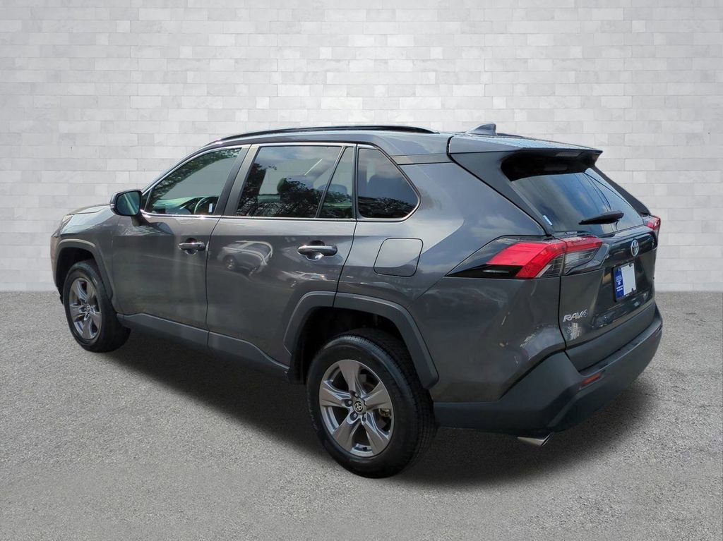 Used 2024 Toyota RAV4 XLE FWD image 7