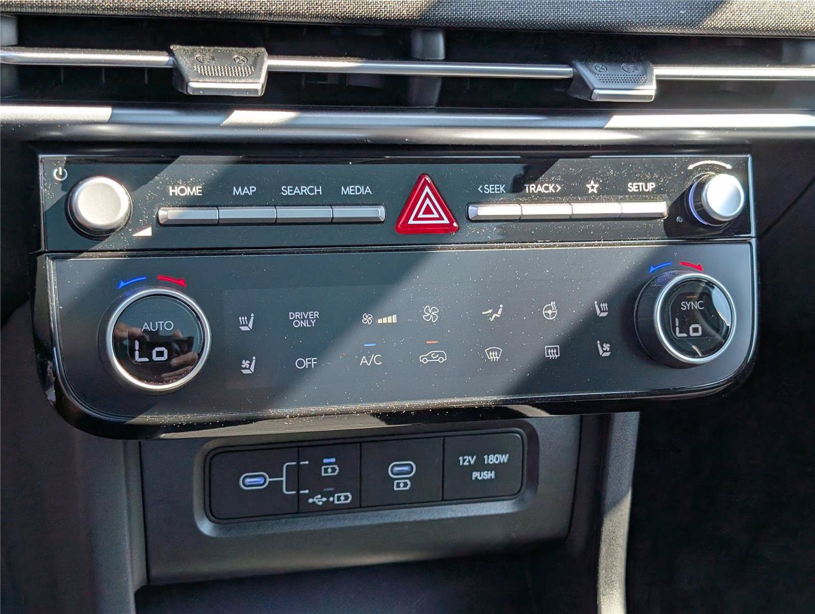 New 2026 Hyundai Tucson Limited AWD/4WD image 28