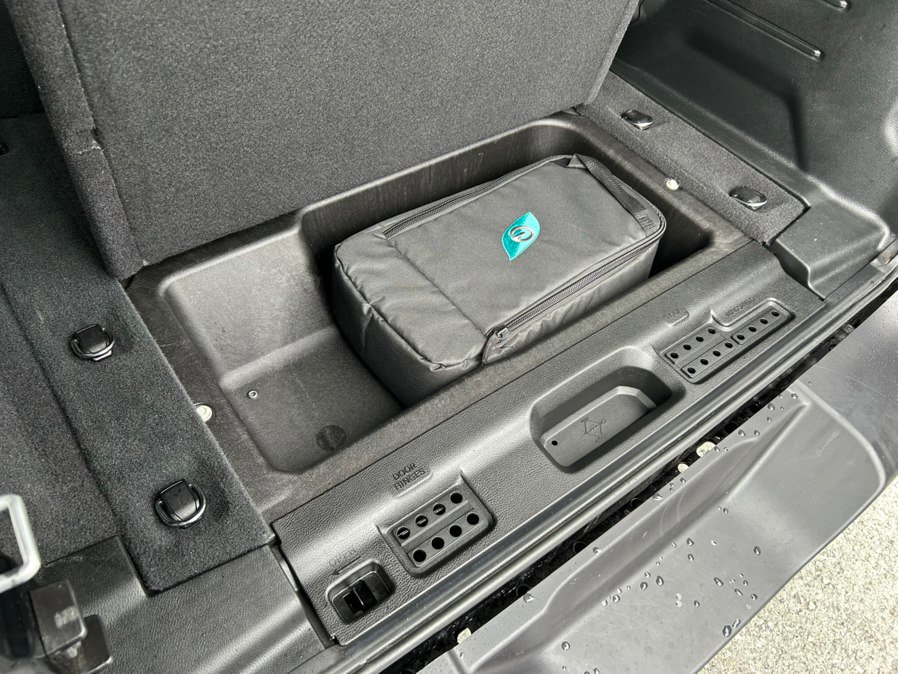 Used 2023 Jeep Wrangler Unlimited w/ Sun & Screen Package AWD/4WD image 61