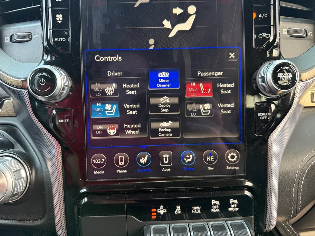 Used 2020 RAM 1500 Limited AWD/4WD image 33