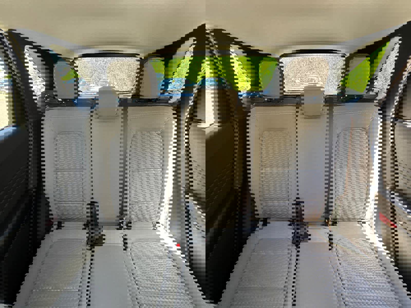 Used 2022 Ford Escape SE image 30