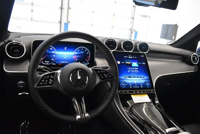 New 2026 Mercedes-Benz GLC 300 4MATIC image 23