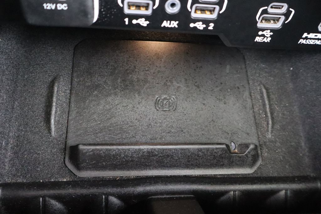 Used 2022 Jeep Grand Wagoneer Series III w/ Rear Seat Video Group 1 AWD/4WD image 20