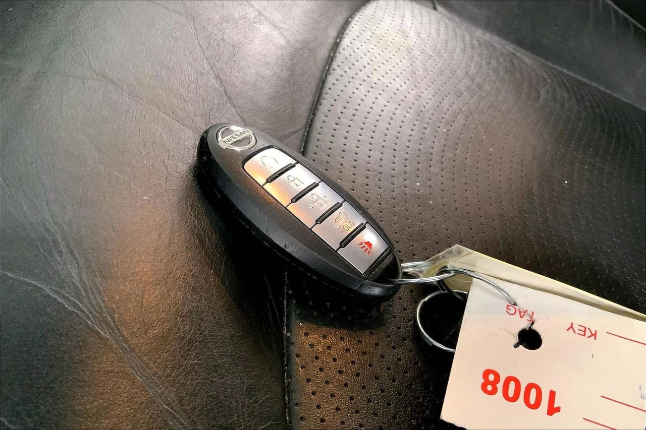 Used 2018 Nissan Armada SL w/ Moonroof Package image 19