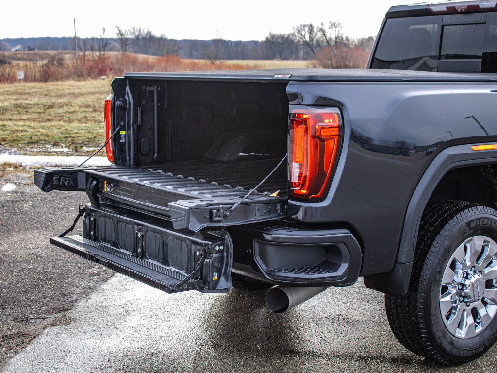 Used 2020 GMC Sierra 2500 Denali w/ Denali Ultimate Package image 12