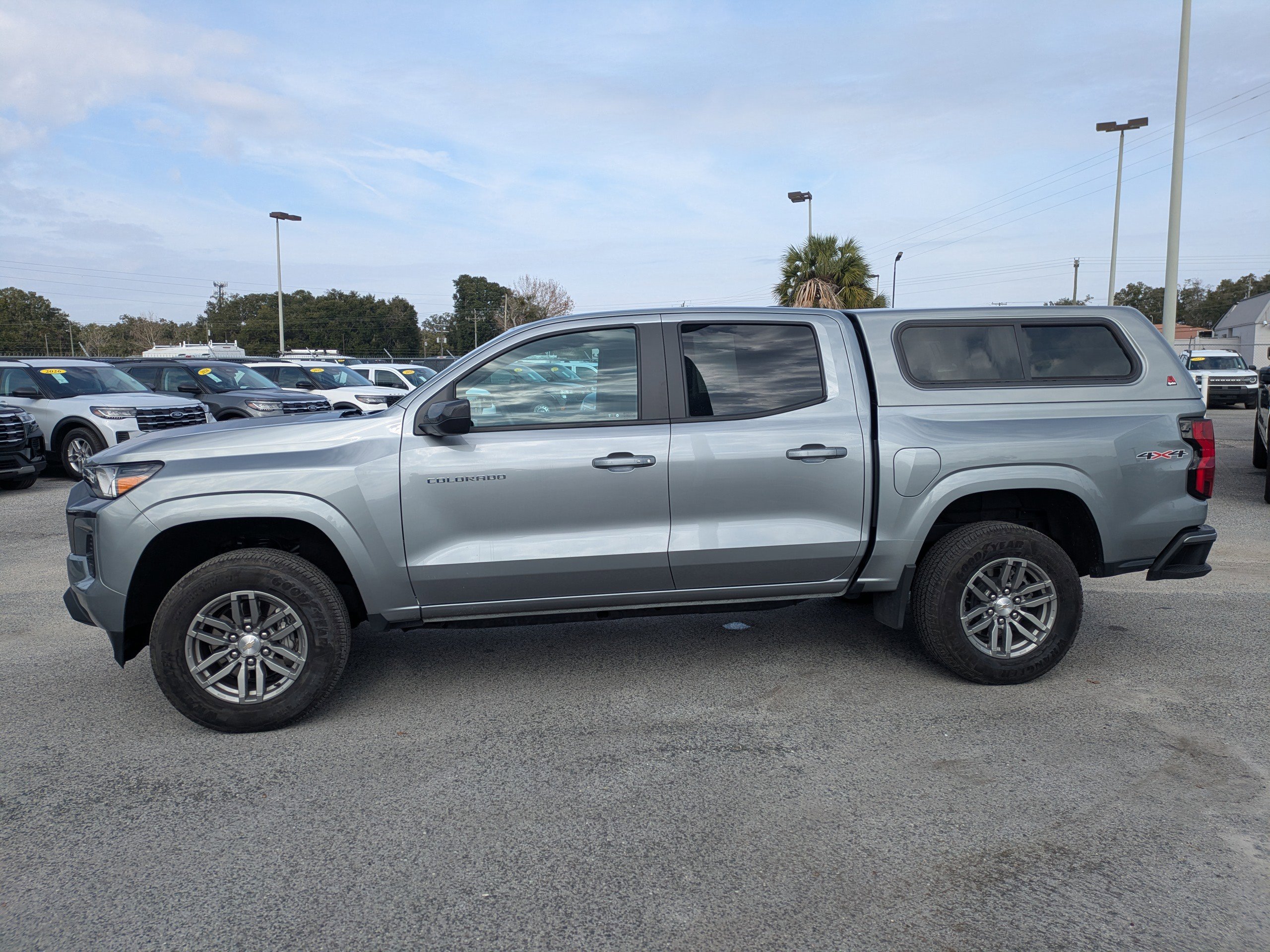Certified 2024 Chevrolet Colorado LT w/ LT Convenience Package II AWD/4WD image 7