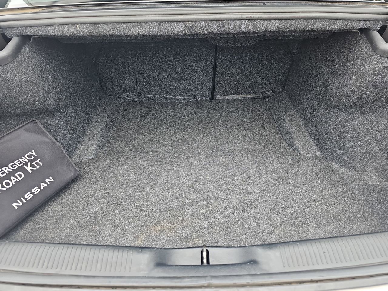 Used 2023 Dodge Charger GT image 12