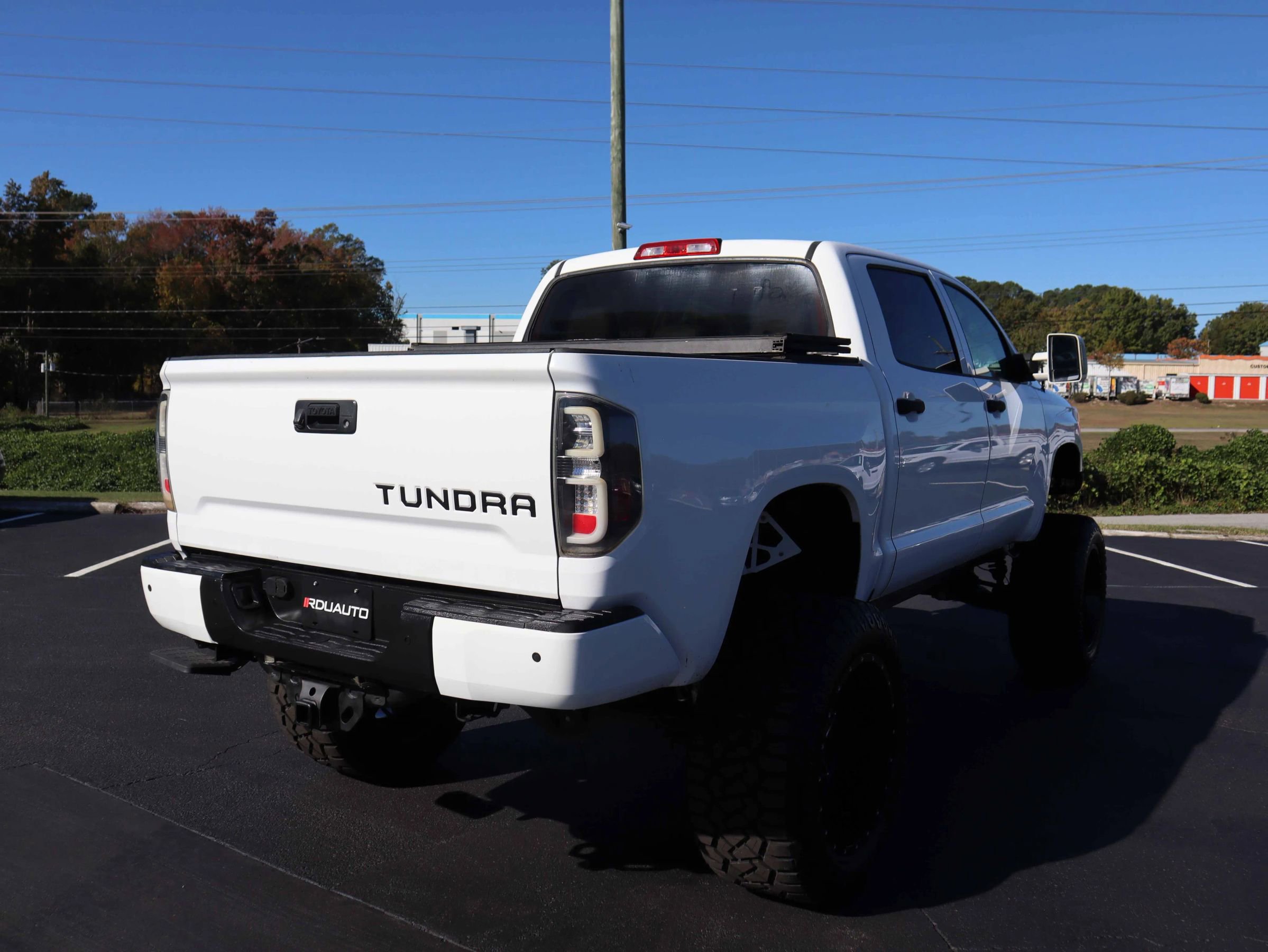 Used 2015 Toyota Tundra Limited image 17