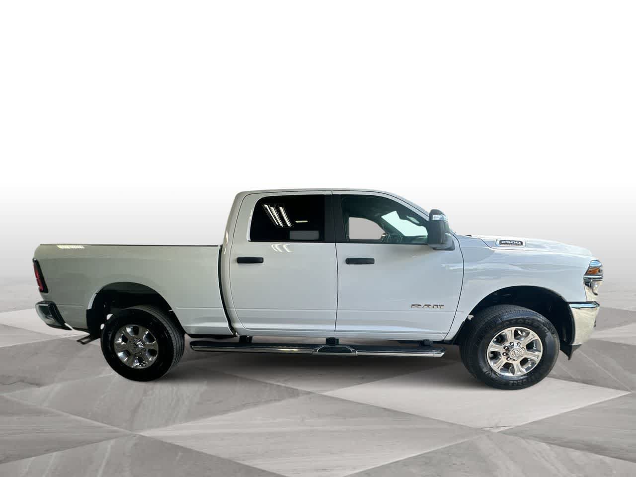 Used 2025 RAM 2500 Big Horn AWD/4WD image 9