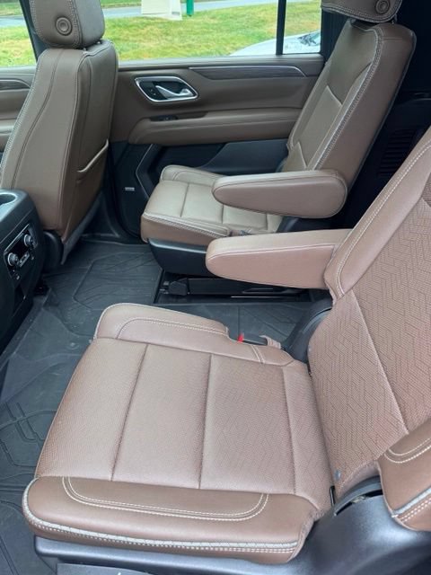 Used 2024 Chevrolet Suburban High Country w/ Max Trailering Package AWD/4WD image 21