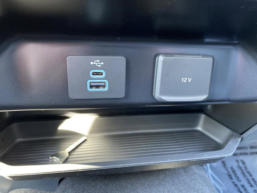 New 2026 Ford F250 XLT w/ XLT Premium Package AWD/4WD image 29