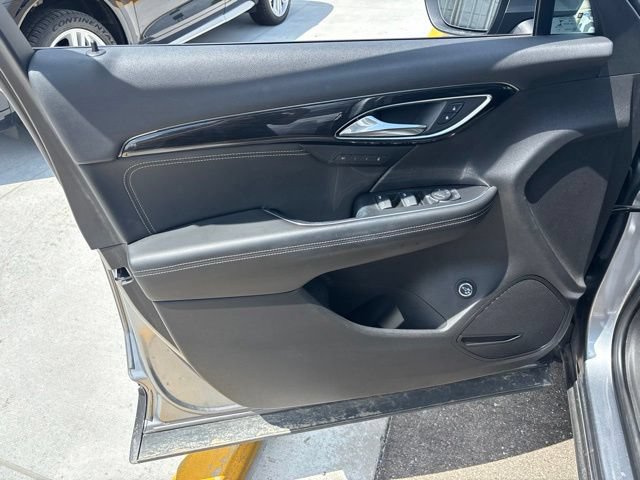 Used 2021 Buick Envision Essence AWD/4WD image 16