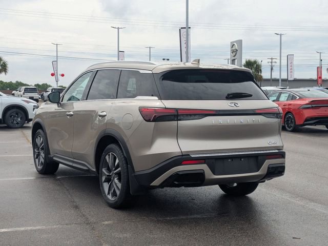 Used 2023 INFINITI QX60 Luxe w/ Cargo Package FWD image 5