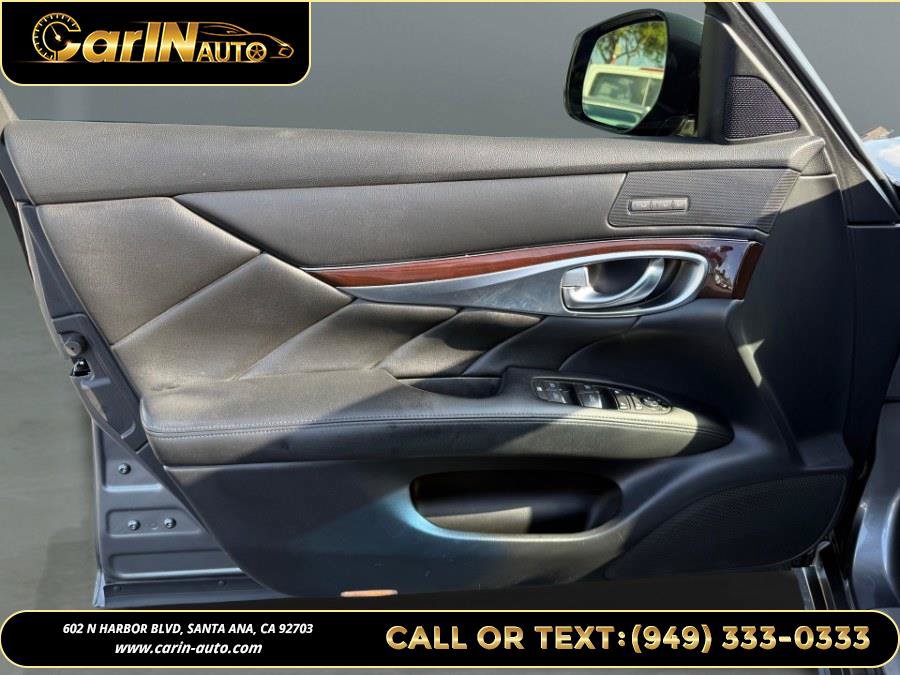 Used 2015 INFINITI Q70 L 3.7 RWD image 32