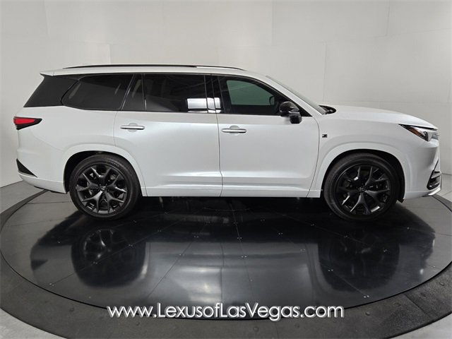 New 2025 Lexus TX 500h AWD image 3